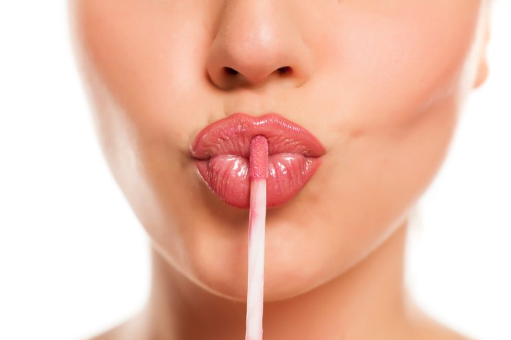 Dưỡng môi mềm mịn